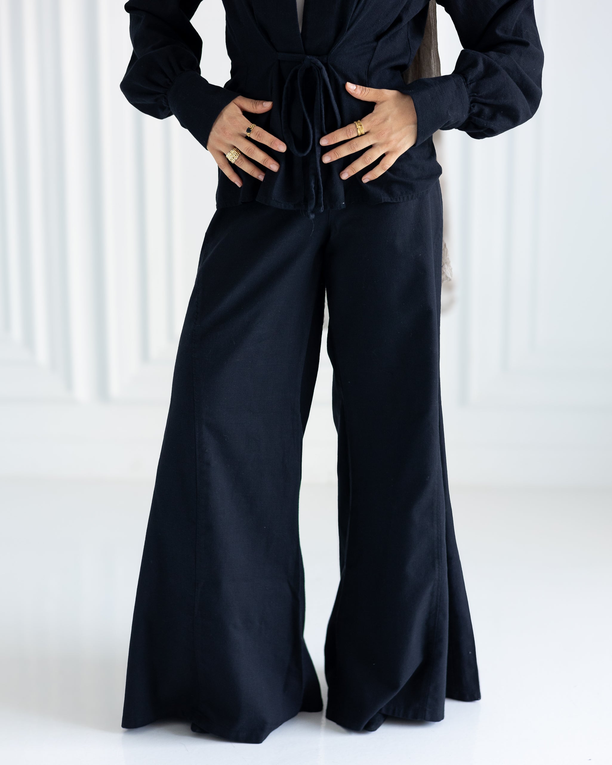 Eclipse Wide Pants in Black