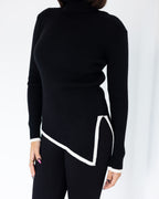 The Outline Pullover in Black